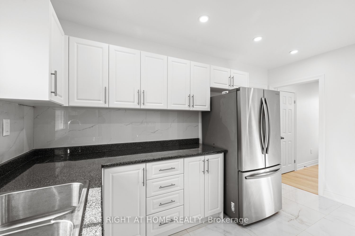 71 Powerview Ave