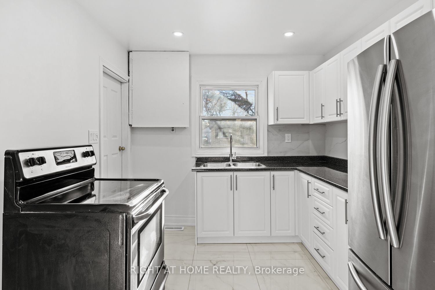 71 Powerview Ave