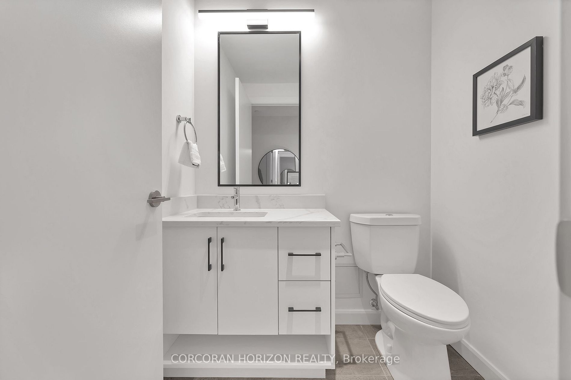 741 King St W, #1302