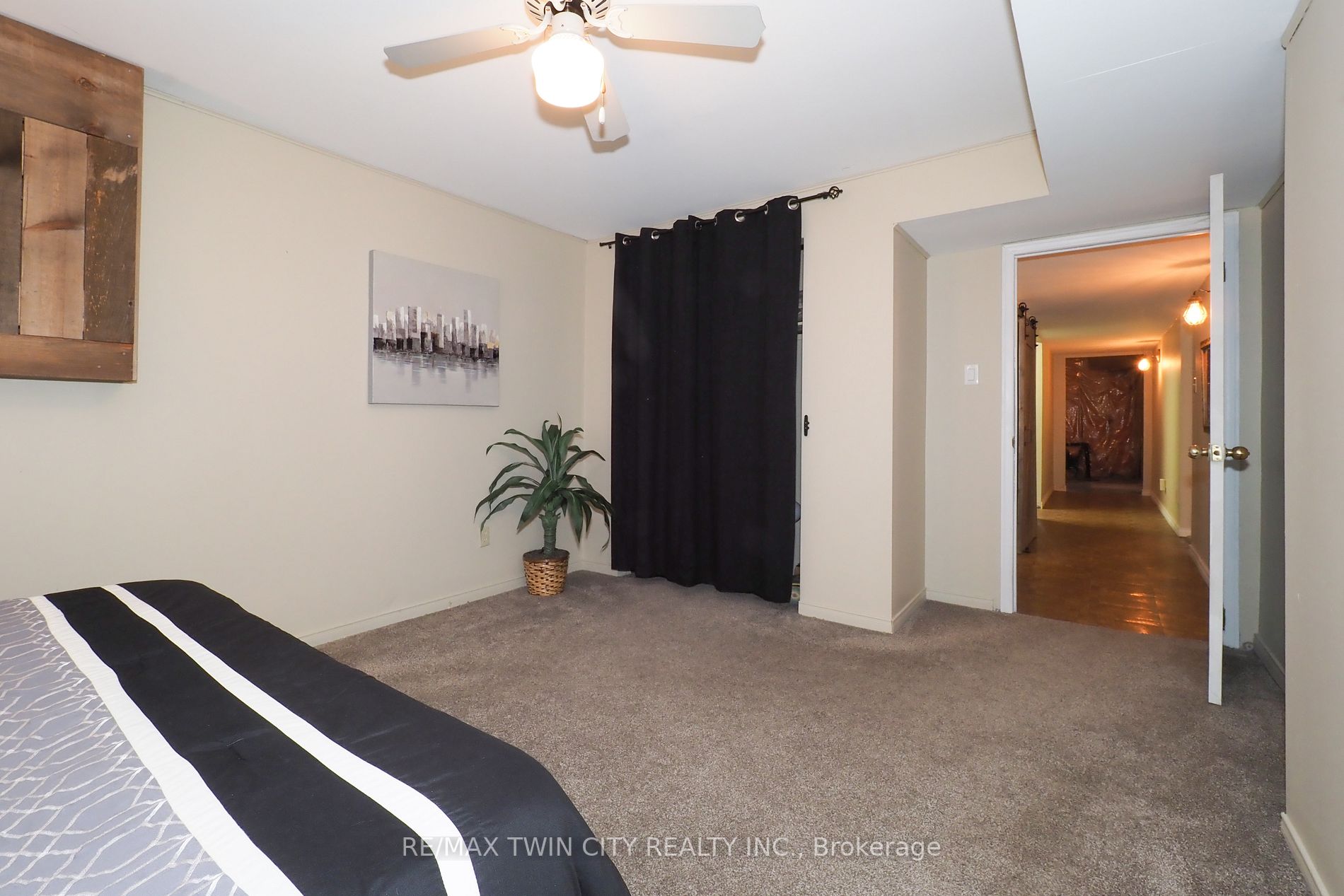 83 Milton Ave W