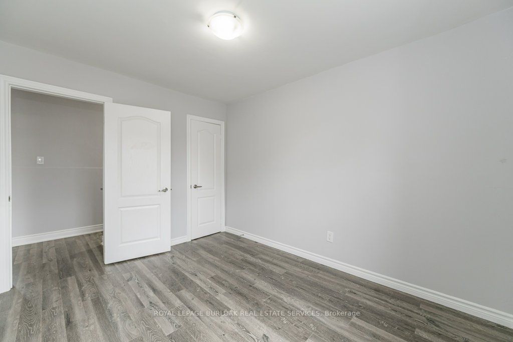 46.5 Gage Ave N