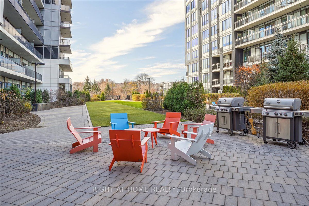 73 Arthur St S, #101