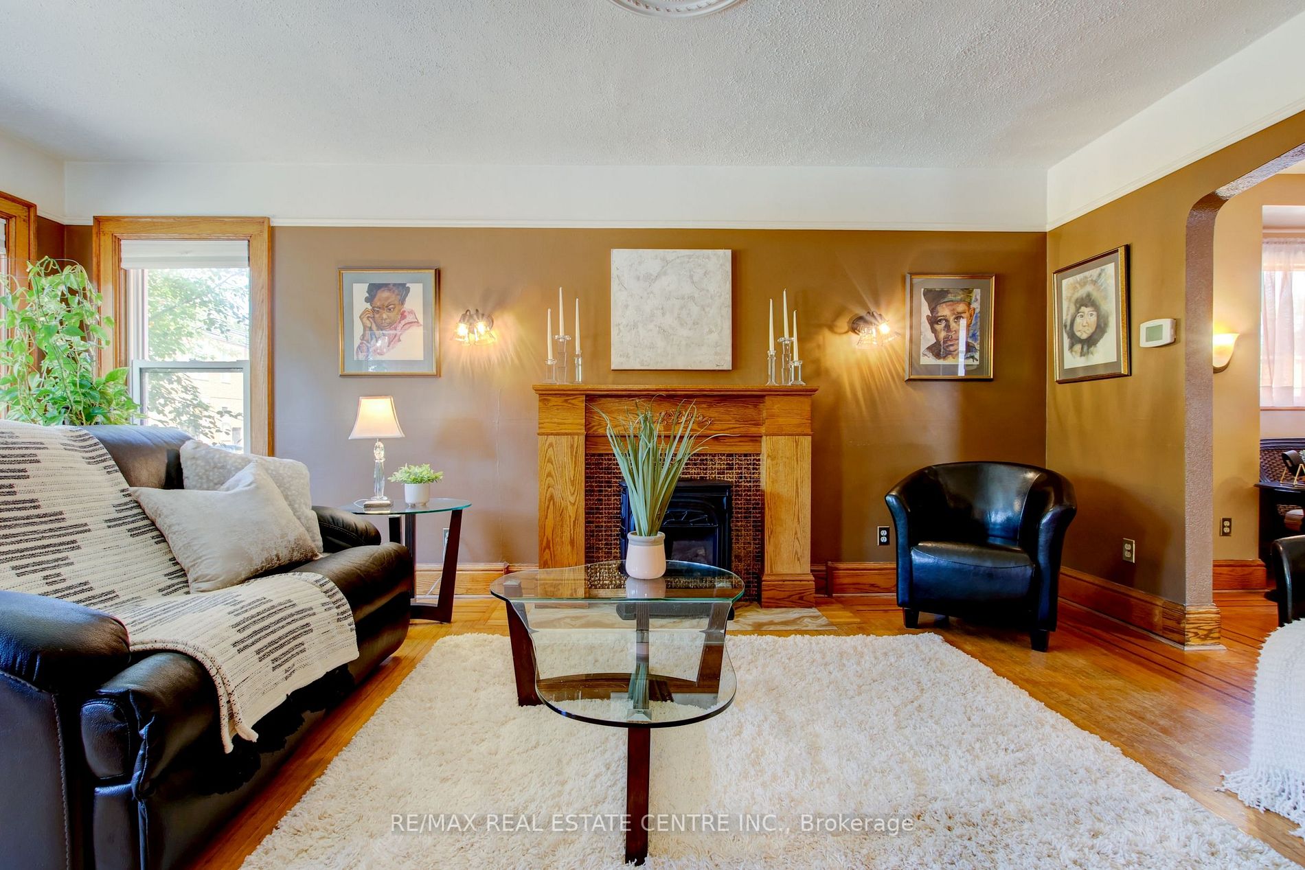 45 Wexford Ave S