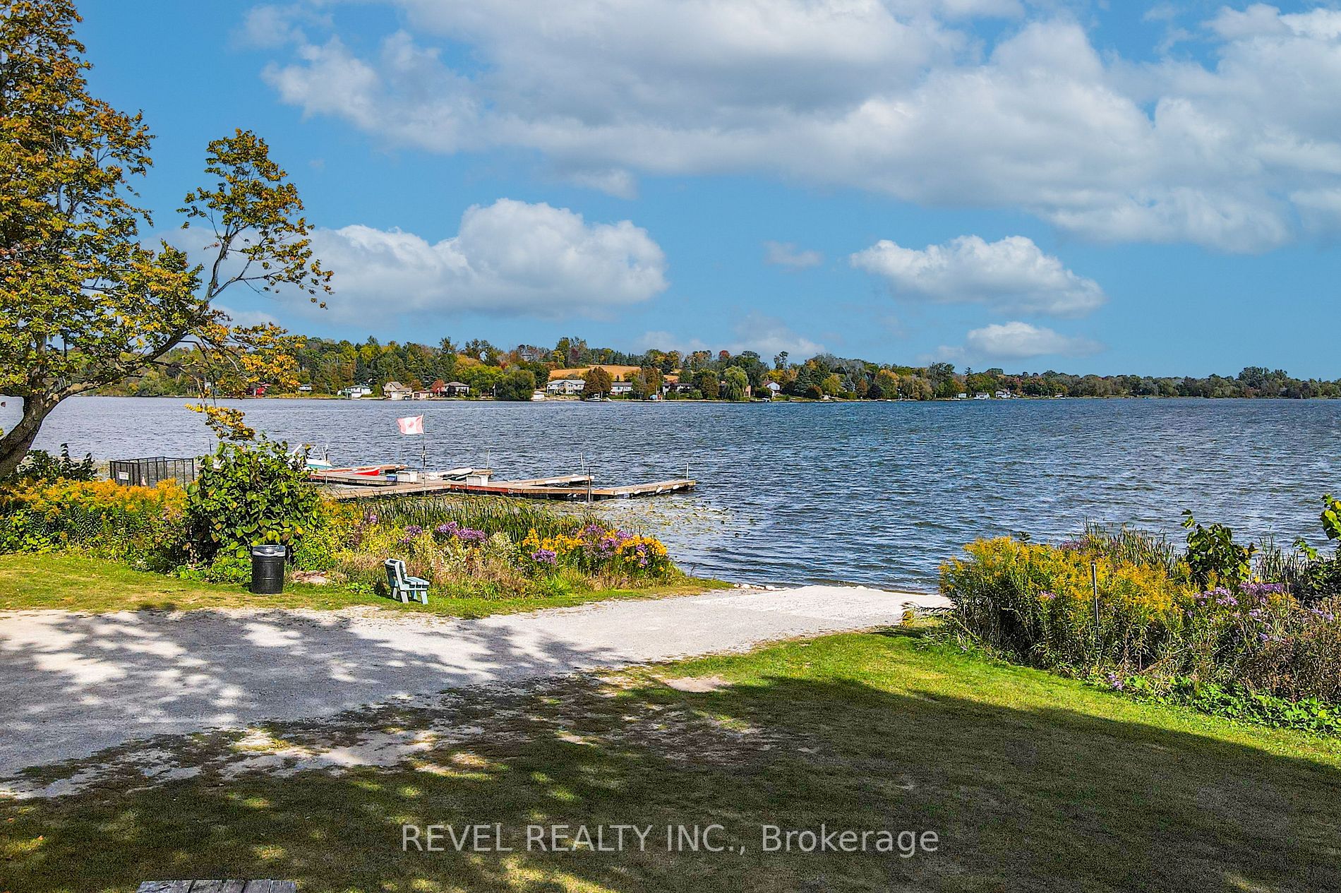 28 Shelley Dr