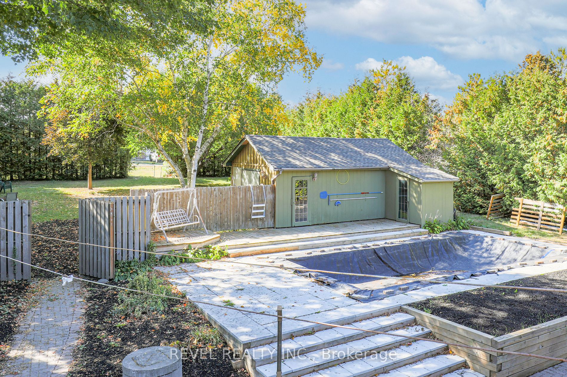 28 Shelley Dr