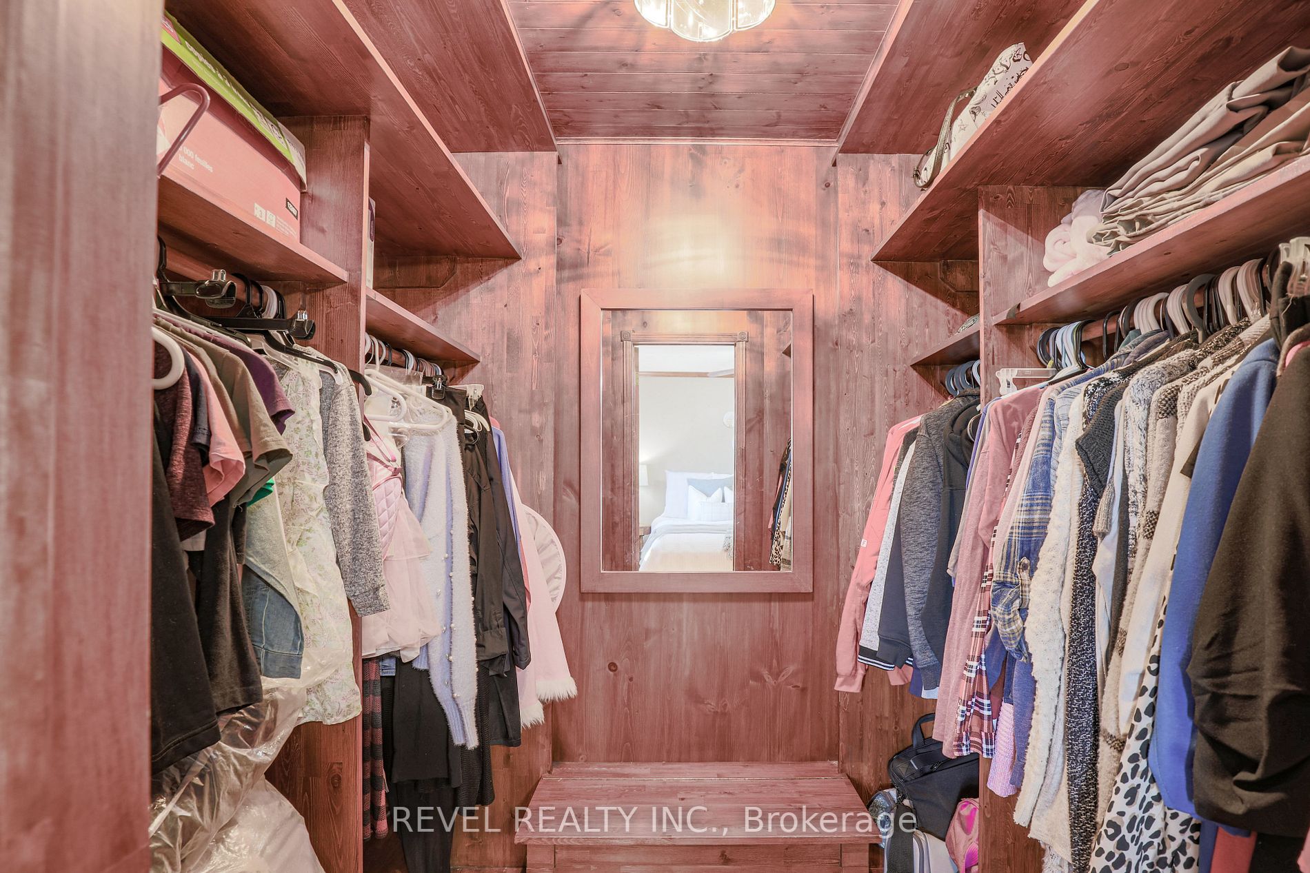 28 Shelley Dr