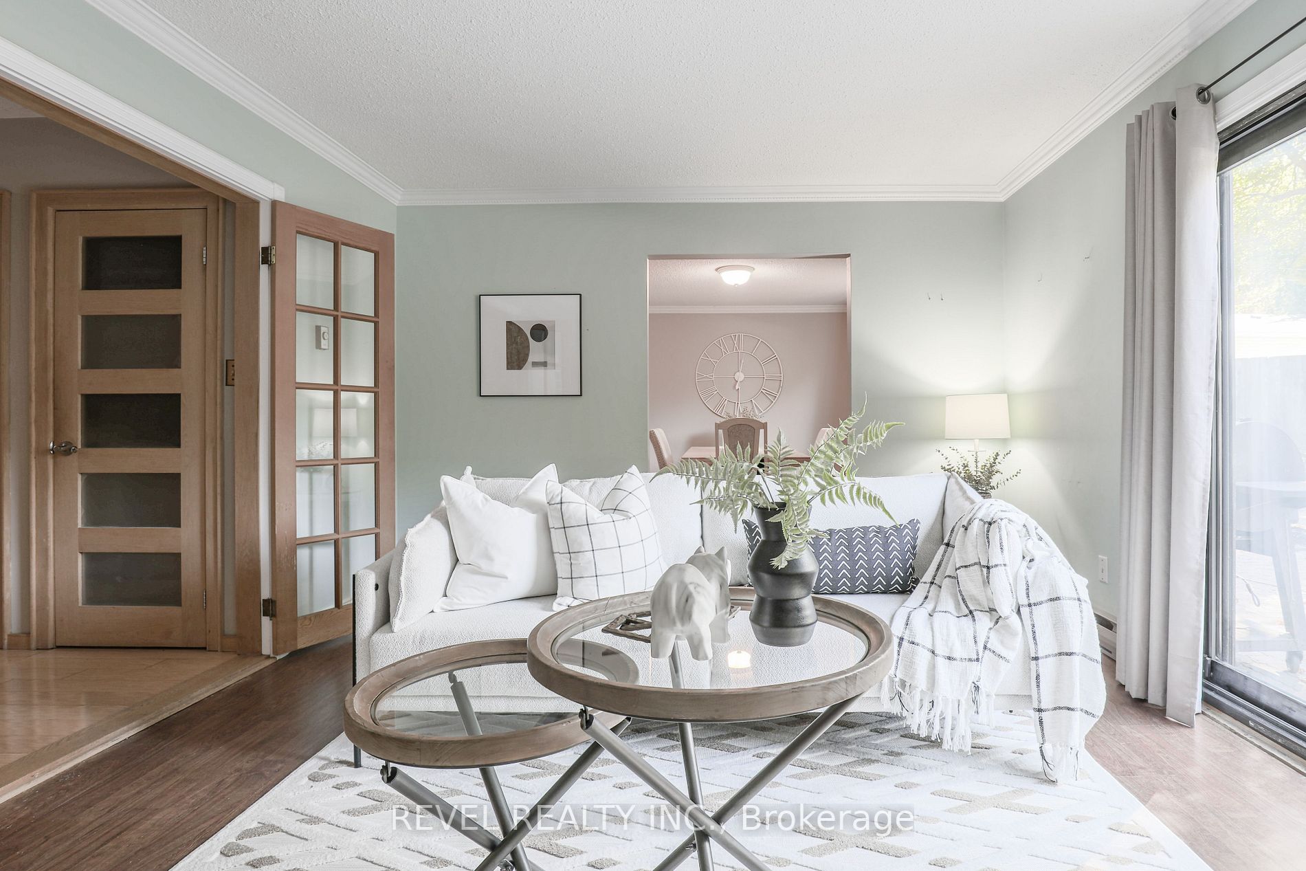 28 Shelley Dr