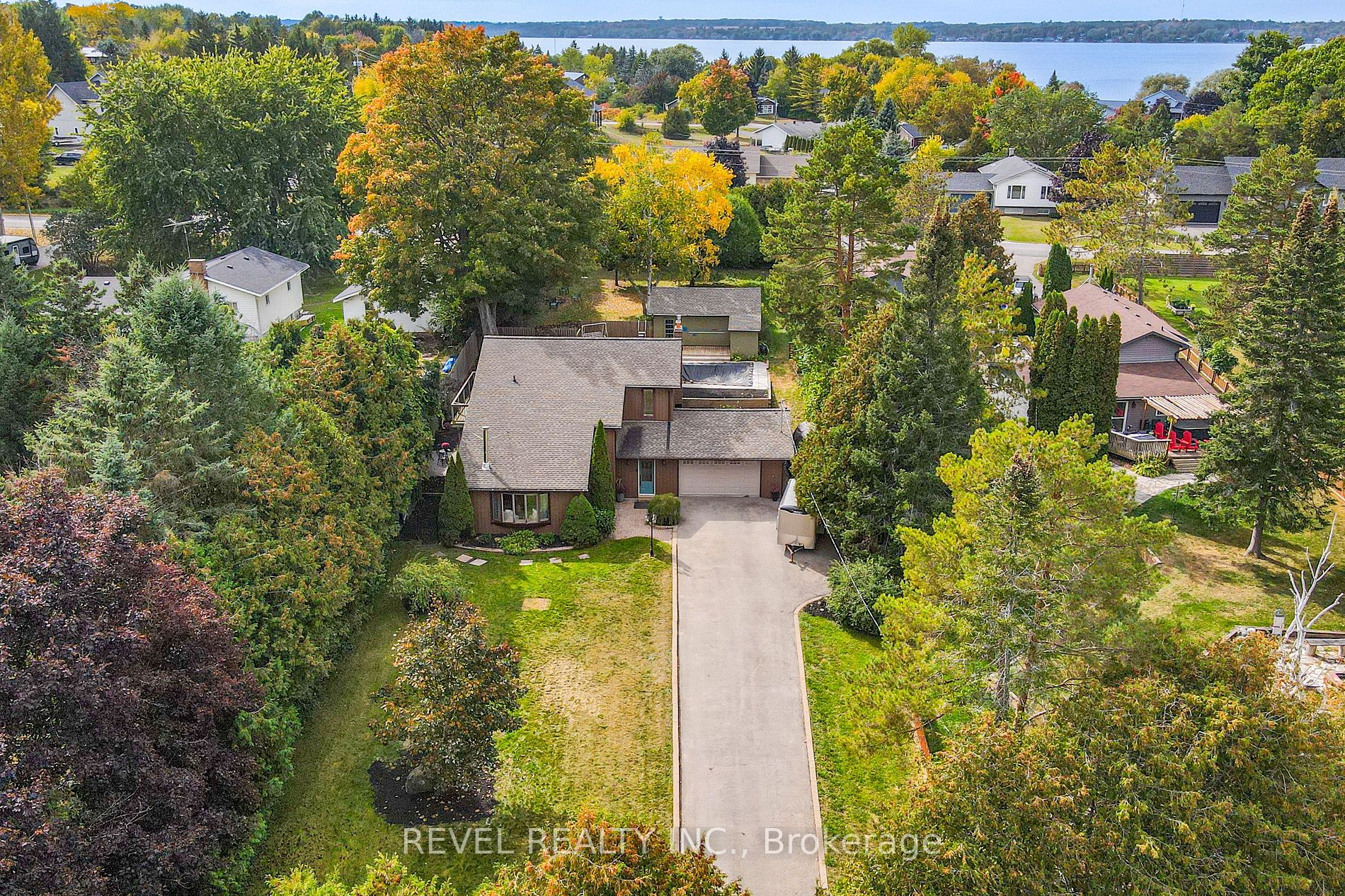 28 Shelley Dr