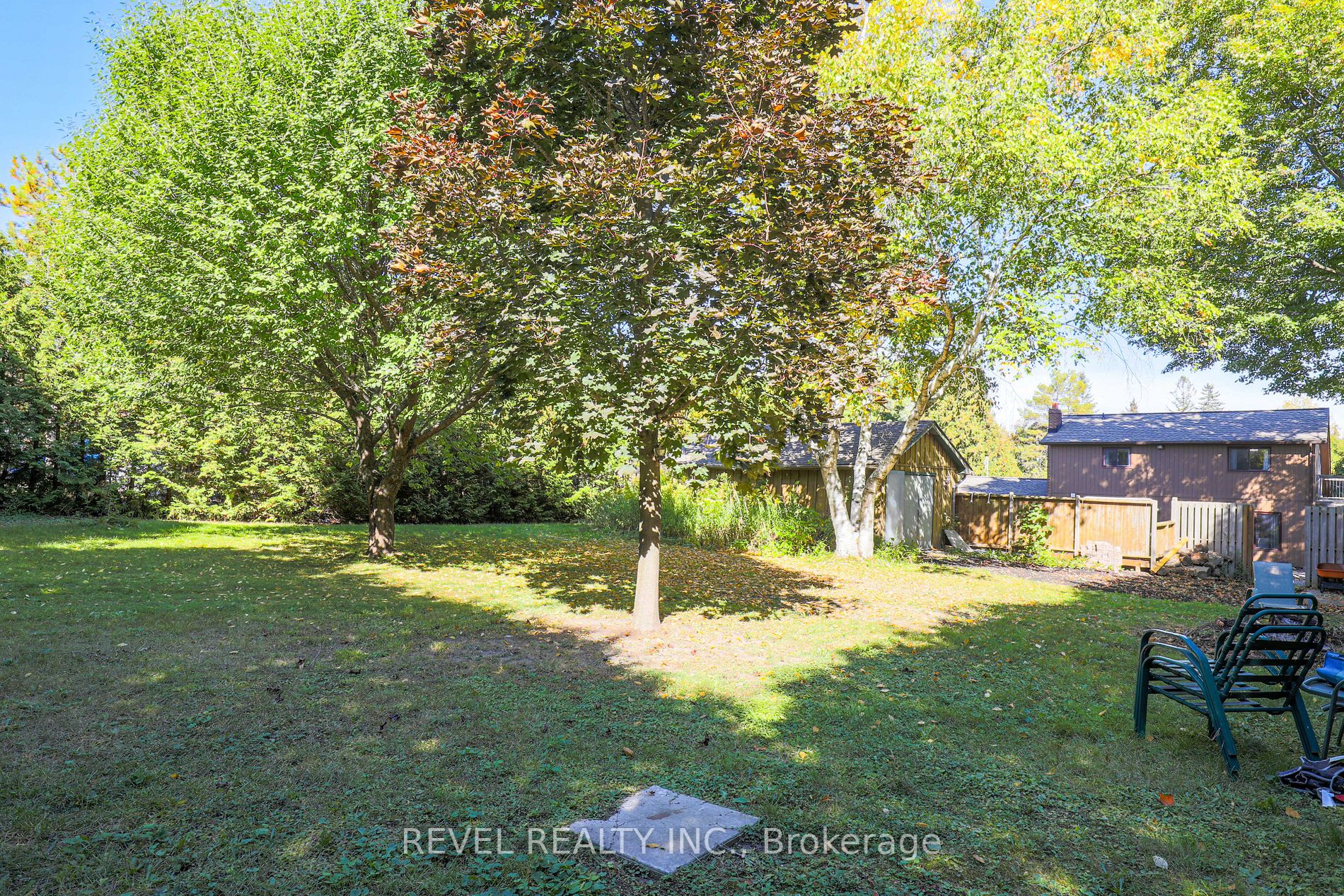 28 Shelley Dr