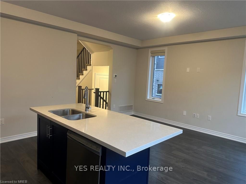 16 Birmingham Dr