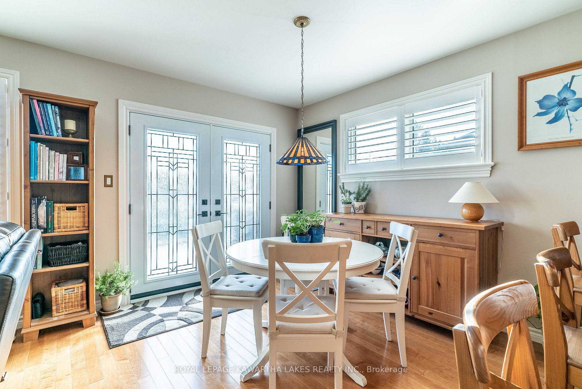 28 Liam St