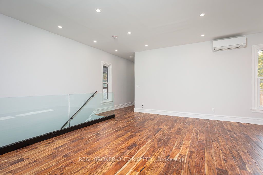 9 Stanley Ave, #A