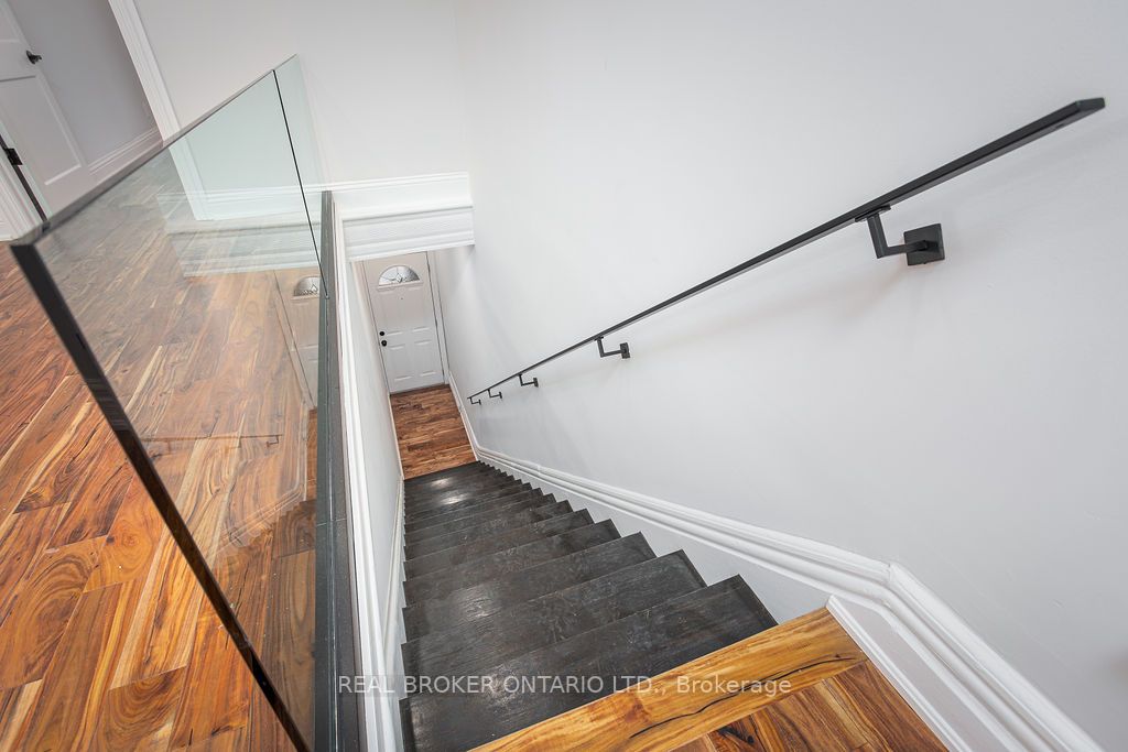 9 Stanley Ave, #A