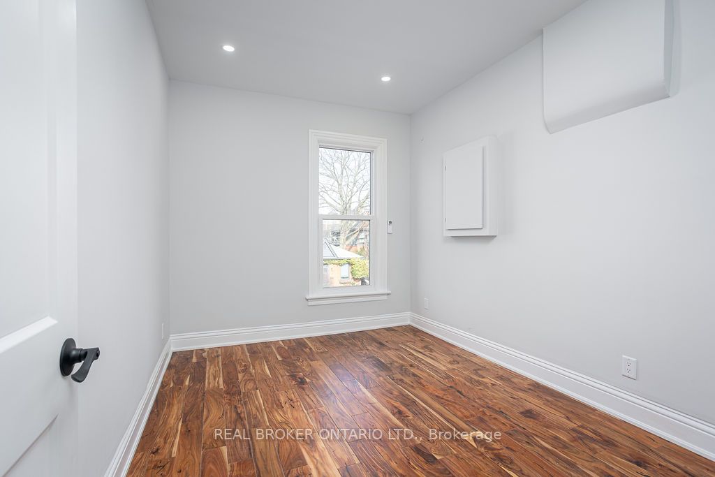 9 Stanley Ave, #A