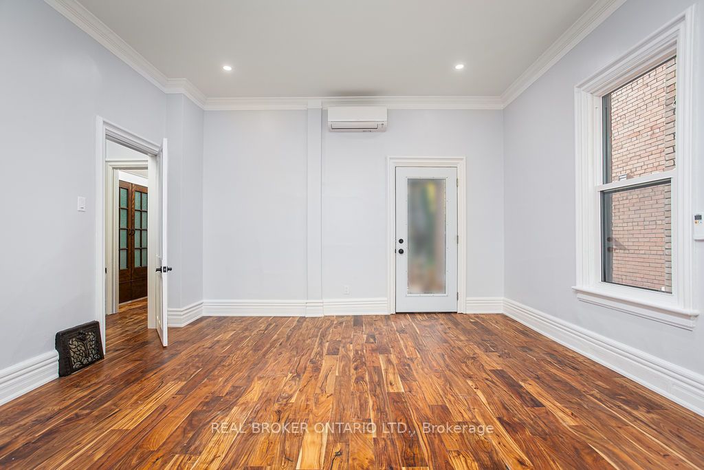 9 Stanley Ave, #B