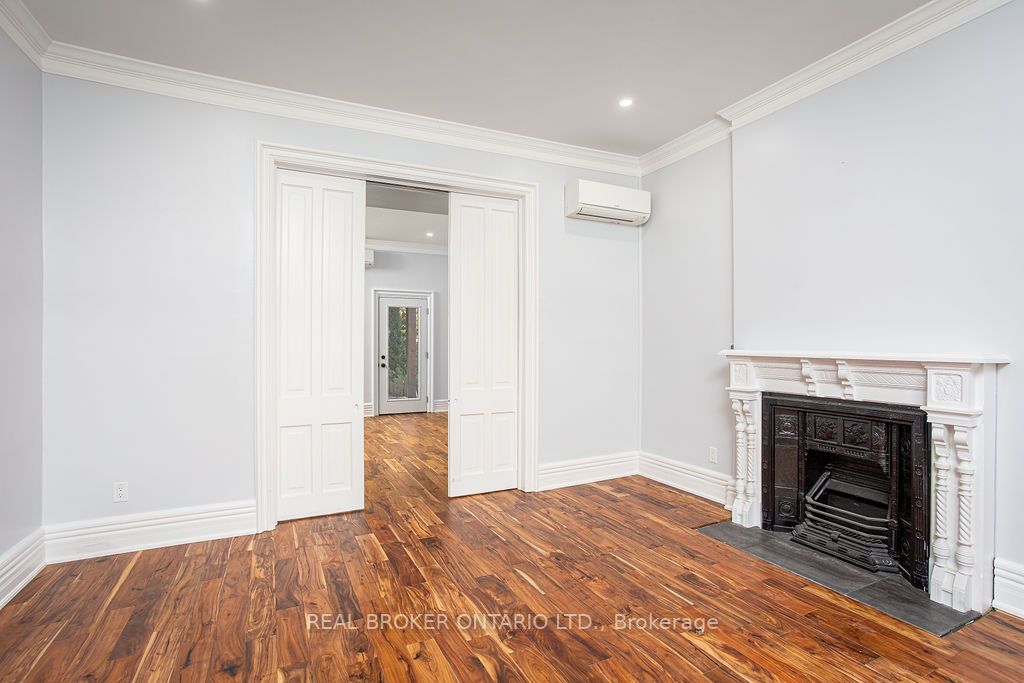 9 Stanley Ave, #B