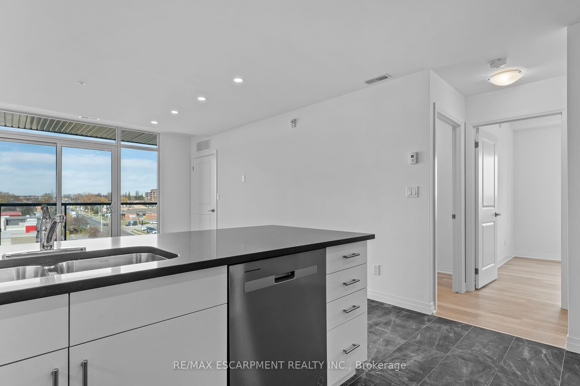 5 Hamilton St, #504