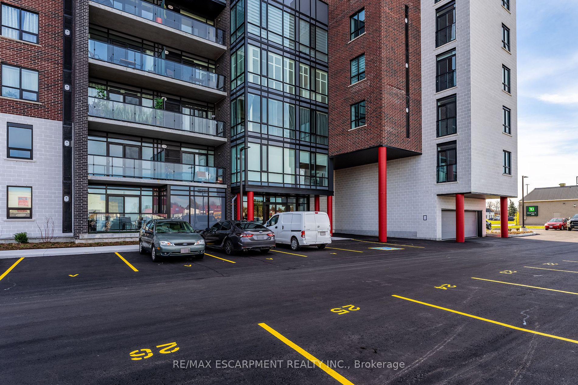 5 Hamilton St, #504