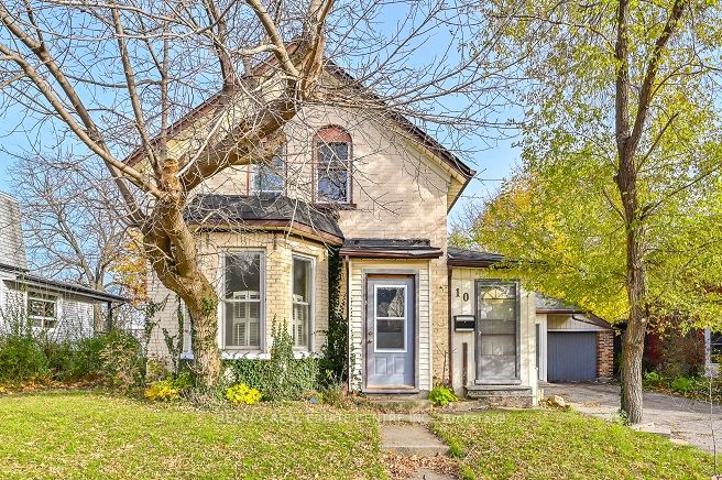 10 Kerr St