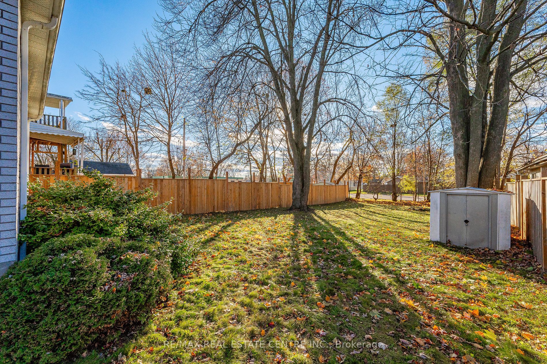 10 Vimy St