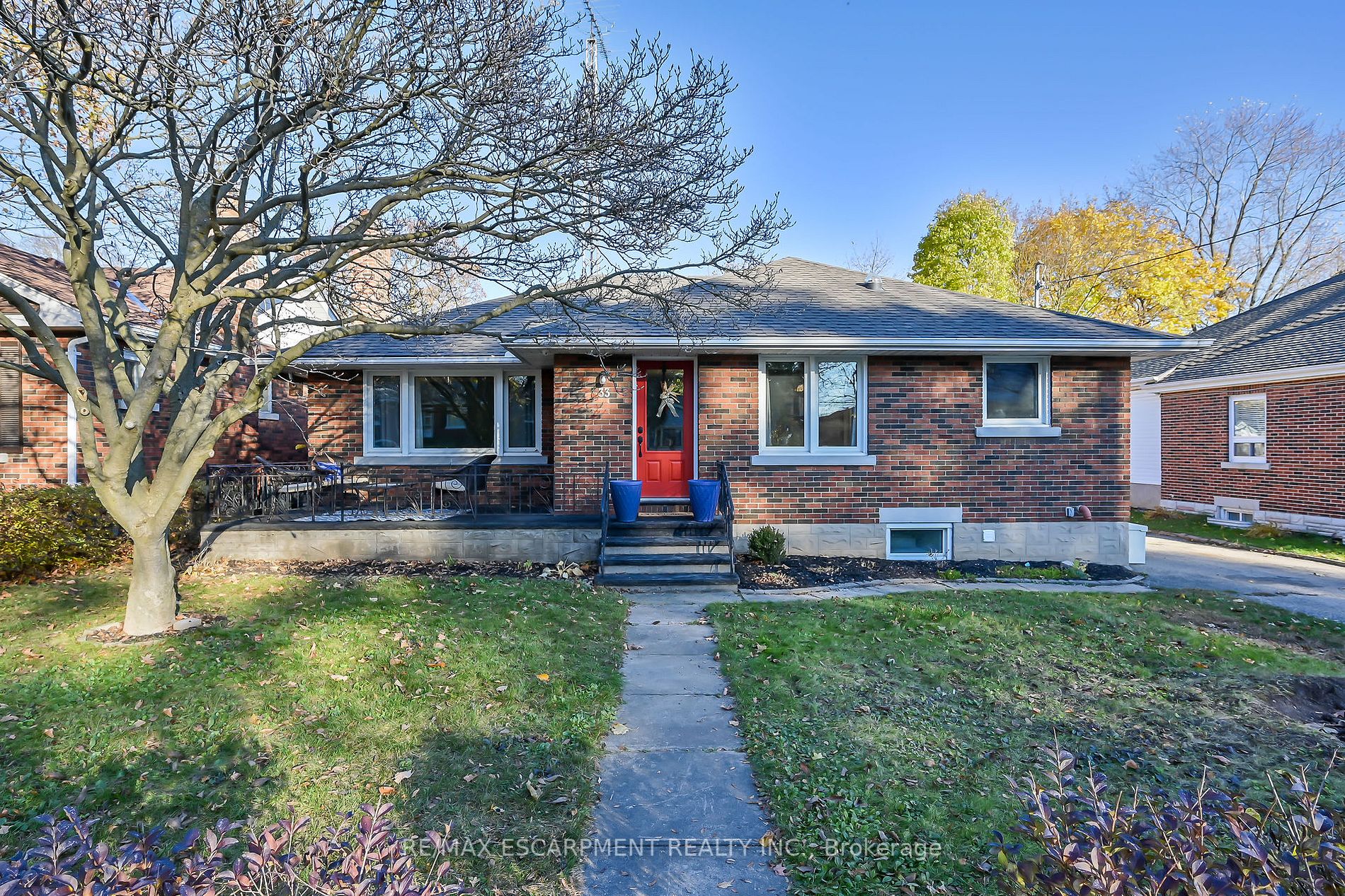 33 Dudhope Ave