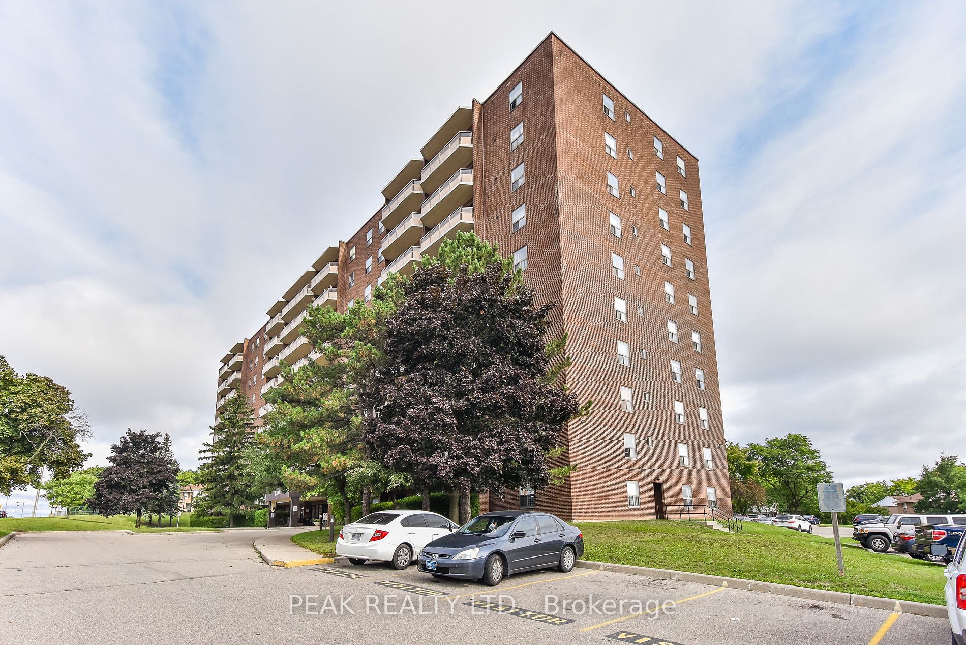 1100 Courtland Avenue E, #103