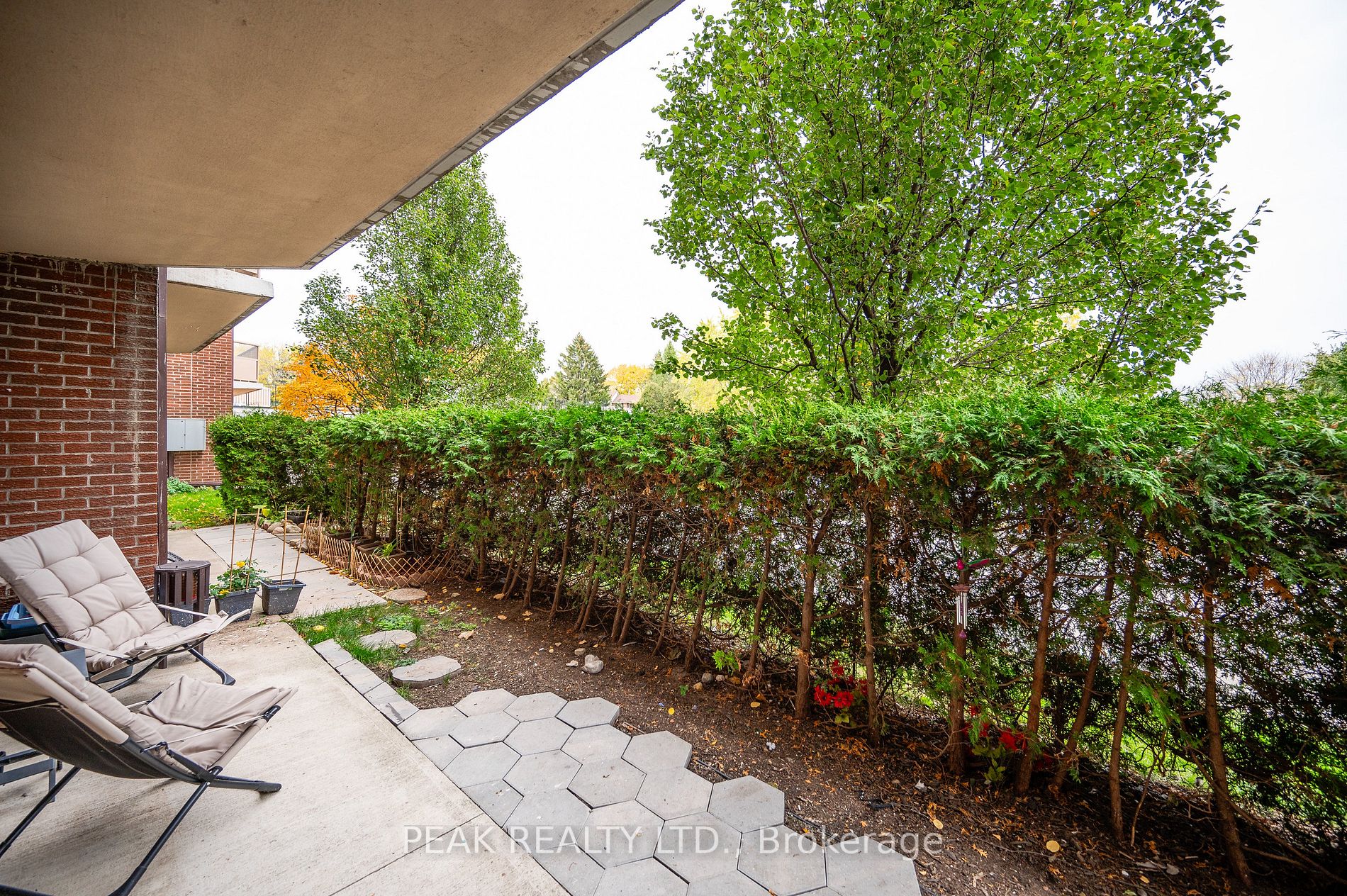 1100 Courtland Avenue E, #103