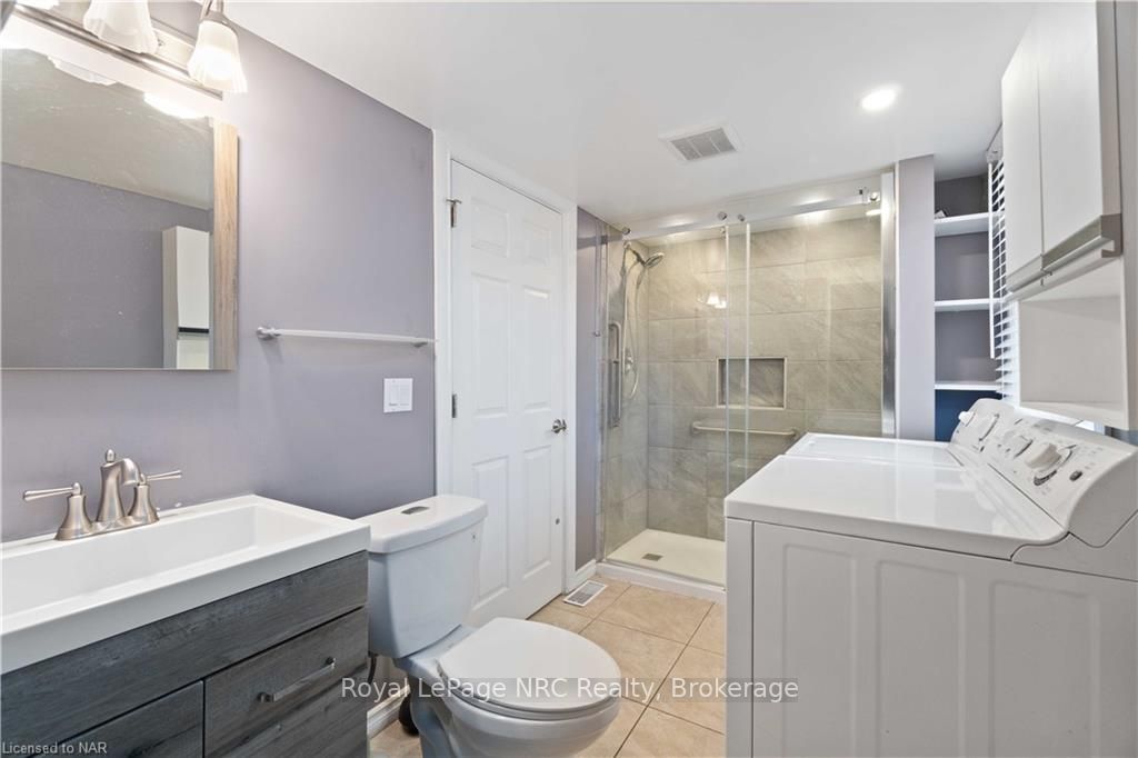4625 Nelson Cres