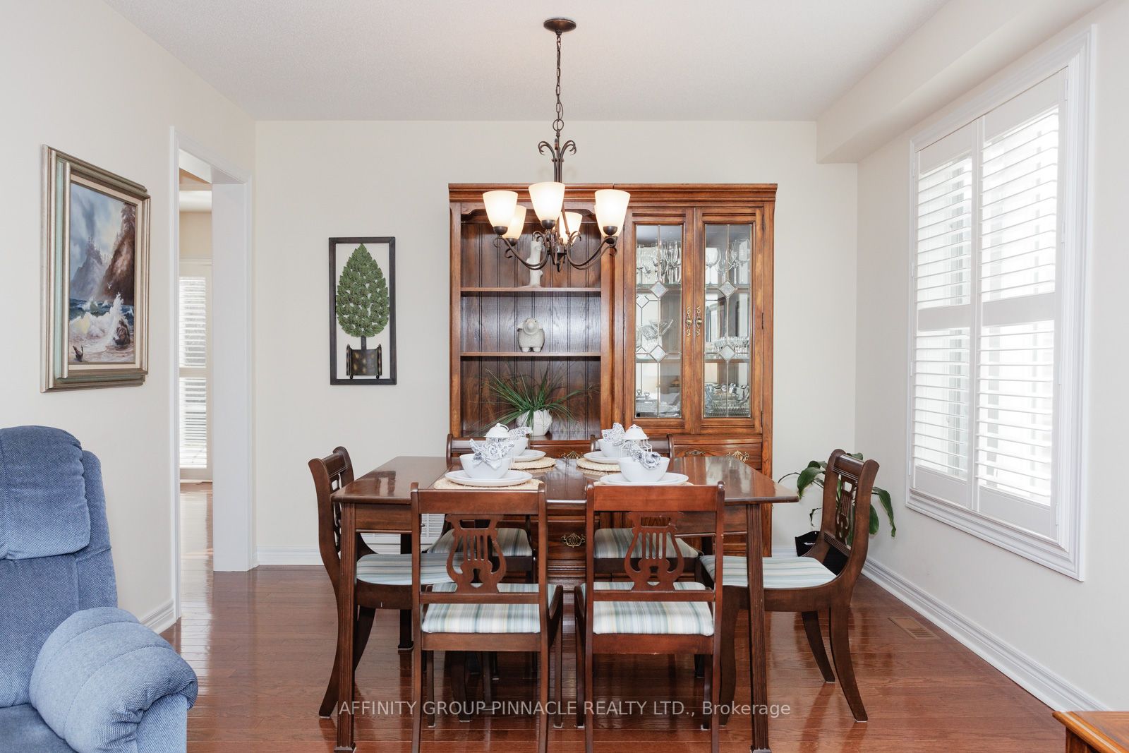 11 Purpledusk Dr