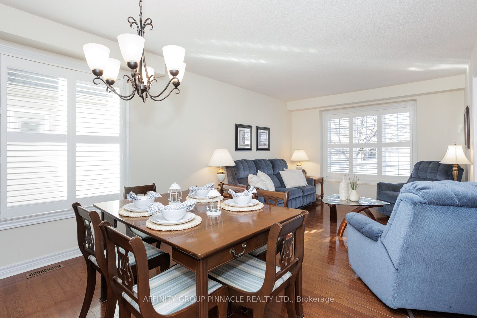 11 Purpledusk Dr