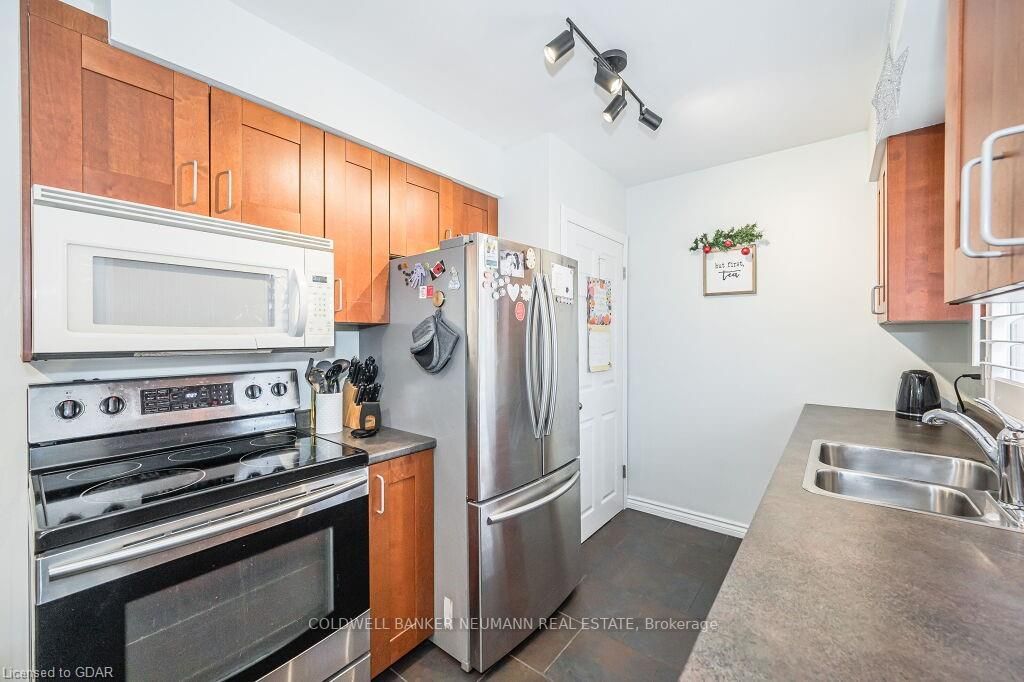 161 Renfield St