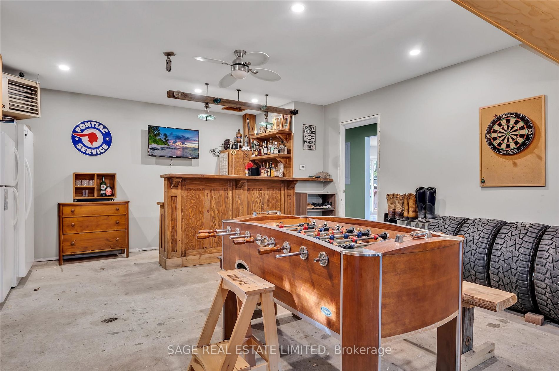 620 Hickory Beach Rd
