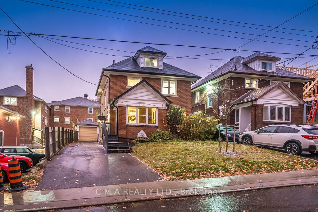 11 Peter St