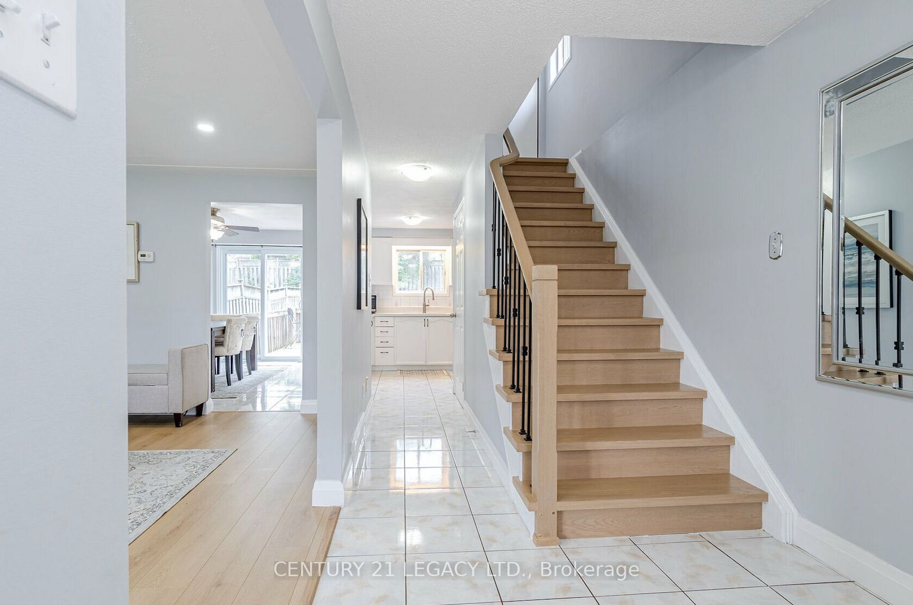 322 Benesfort Cres