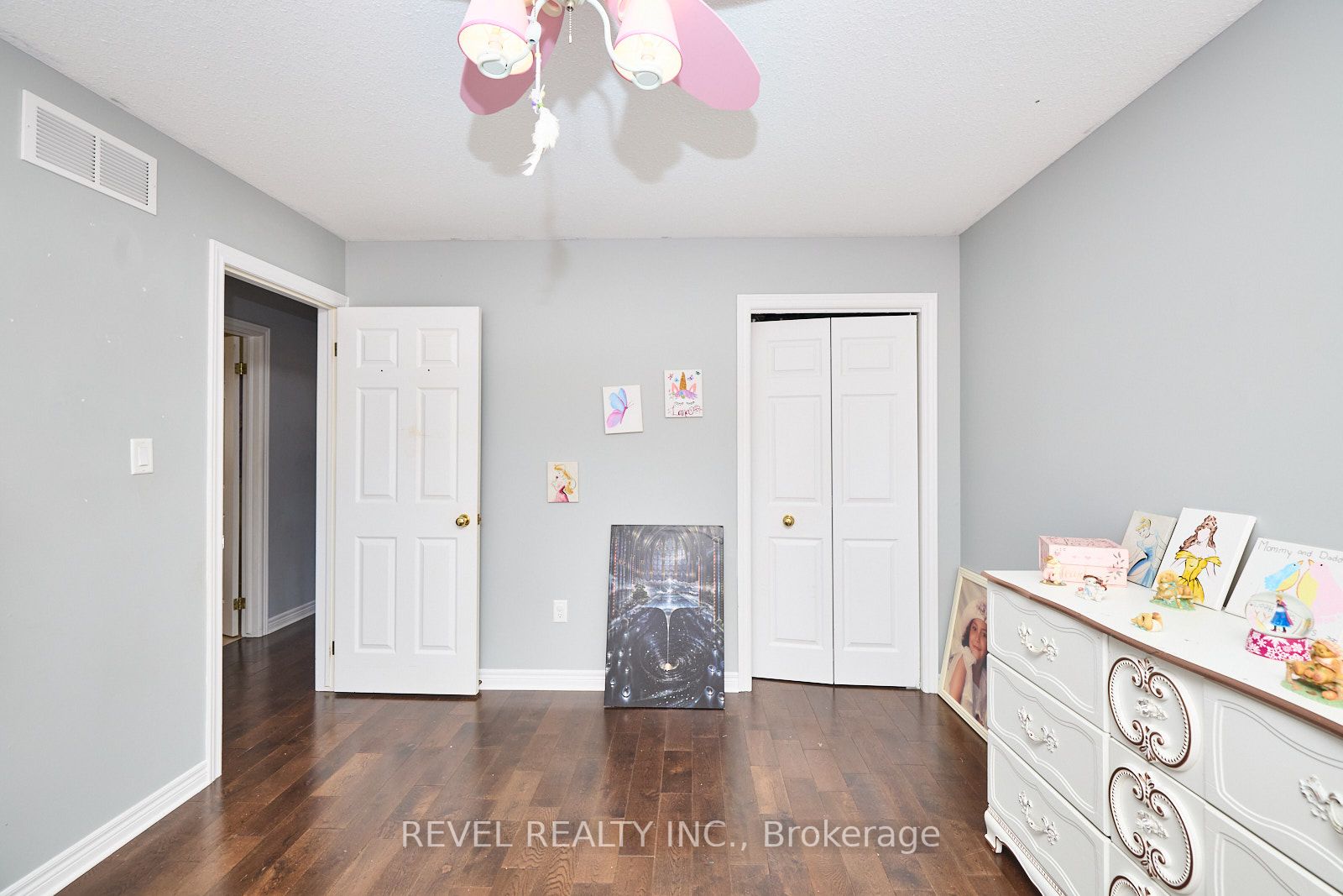 7791 Sabine Dr
