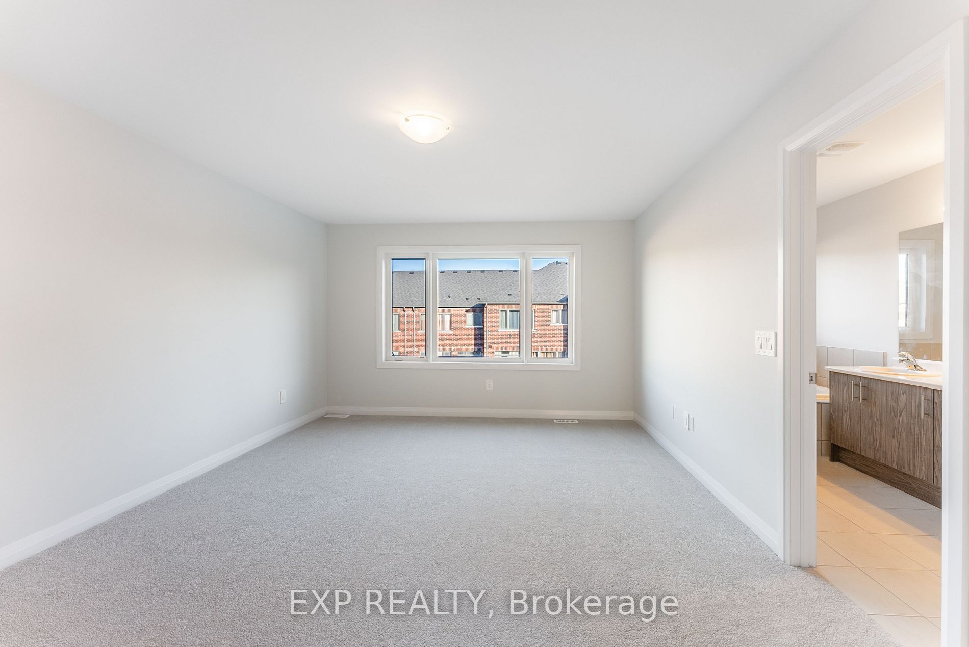 44 Corley St