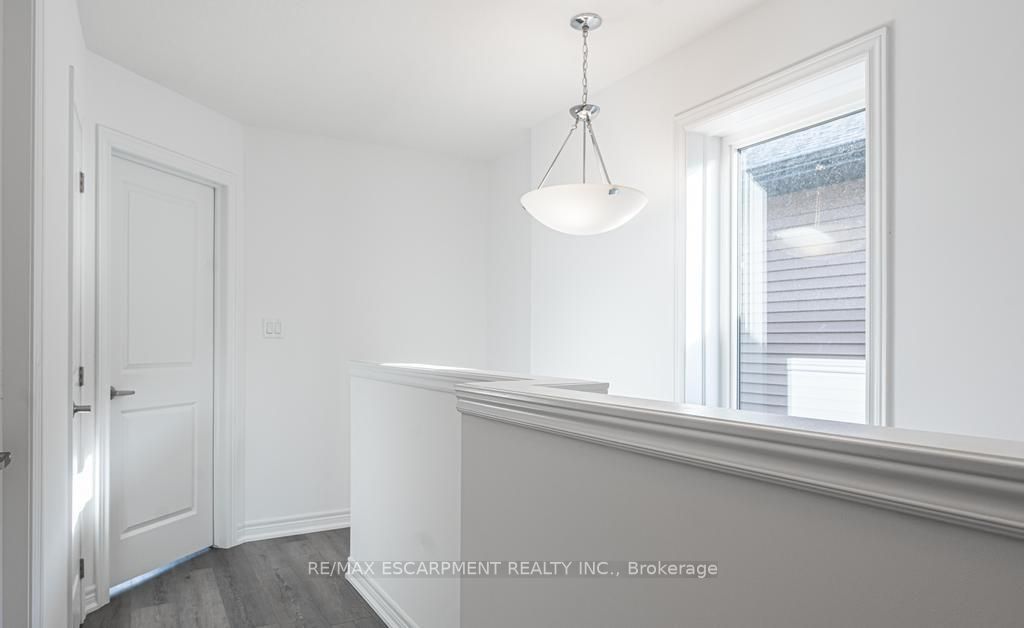 120 Court Dr, #24