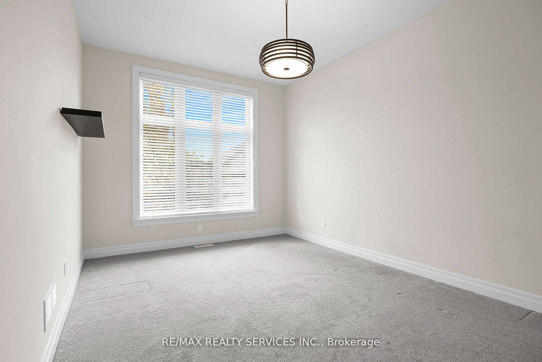 2290 Torrey Pines Way, #26
