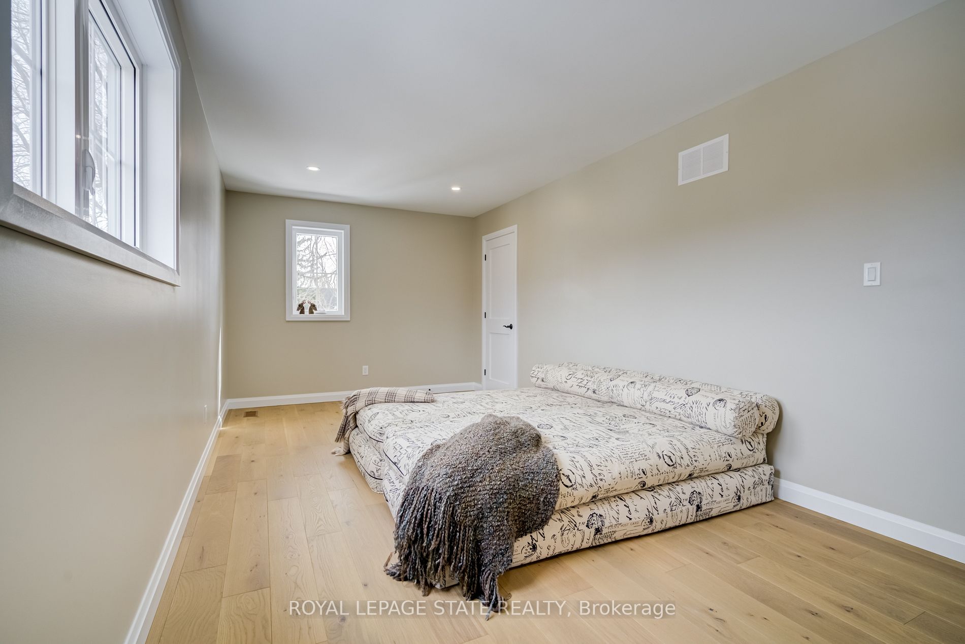 287 Brock Rd