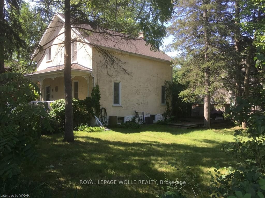 62 Gage Ave