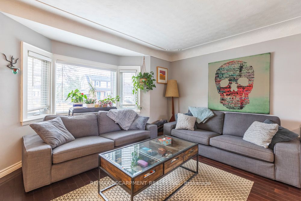 79 West 32nd St