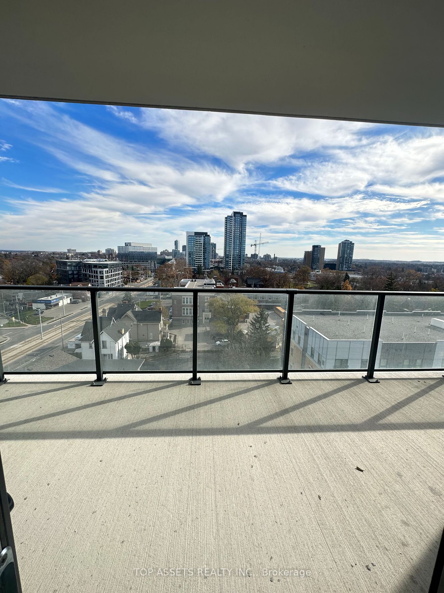 741 King St W, #810