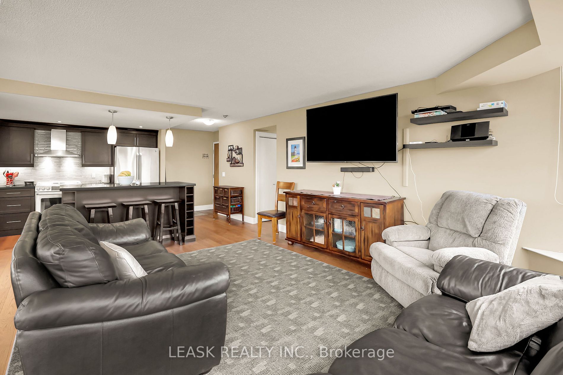 81 Scott St, #503