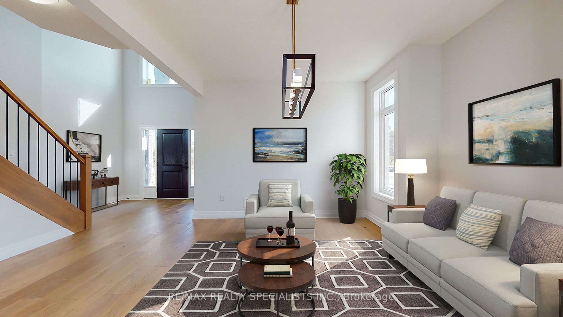 2 Spruce Cres