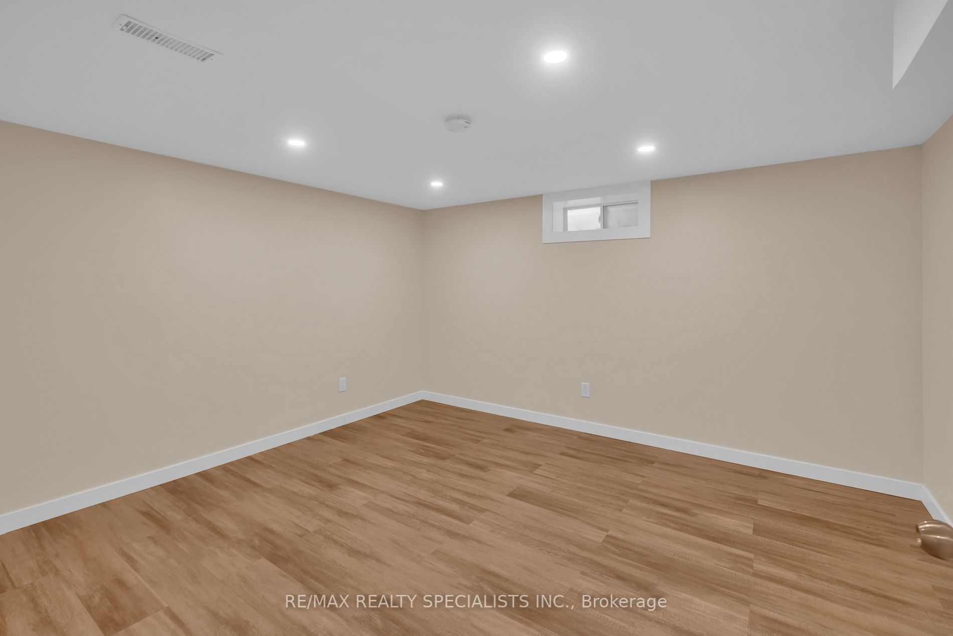 1366 Josephine Ave