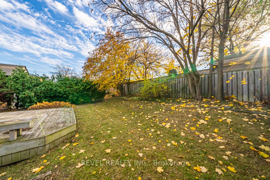 90 Burkholder Dr