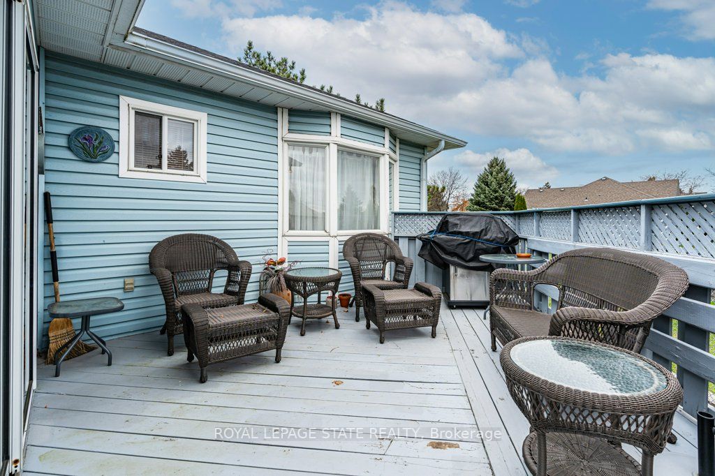 360 Silverbirch Blvd, #16