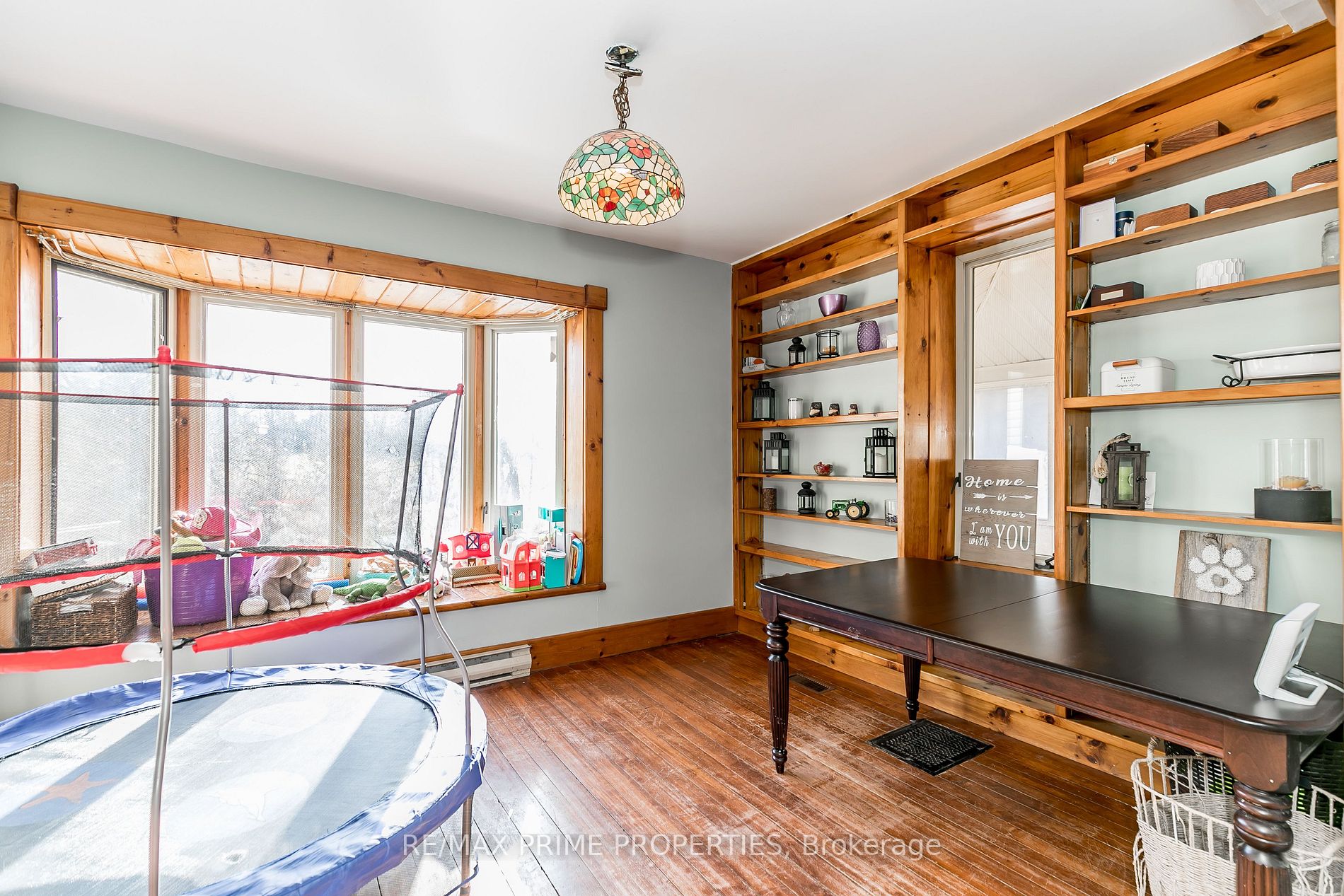 3272 Kirkfield Rd N