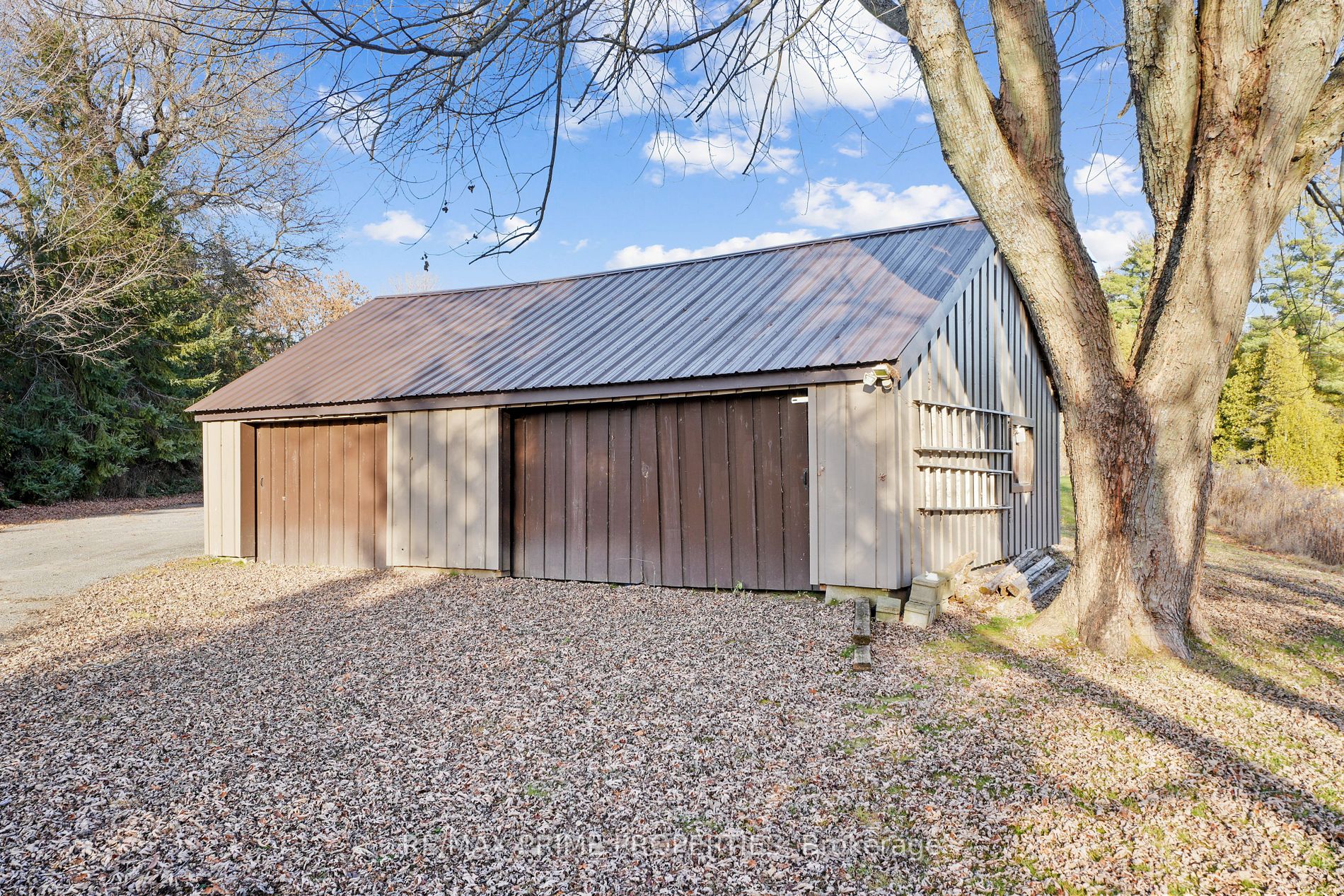 8163 Tinkerville Rd