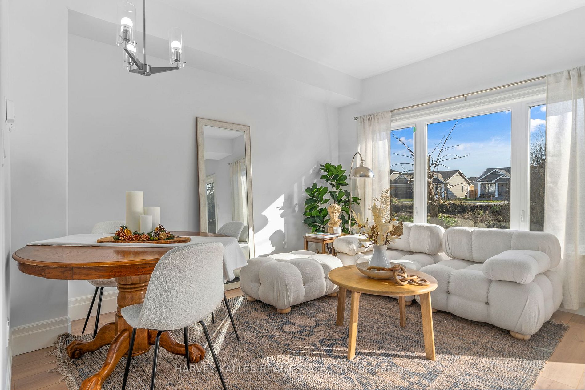 36 Campbell Cres